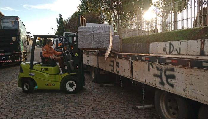 Defesa Civil Estadual envia 2,6 mil telhas para municípios atingidos pela chuva